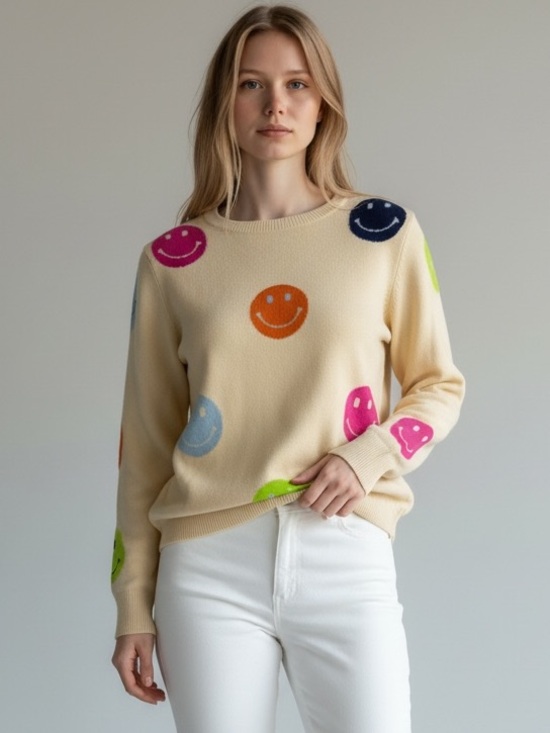 THML Sweaters - THML Smiley Face Viscose
Blend Ivory Long Sleeve Pullover Sweater Small